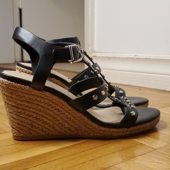 💃💃 2/$90 Via Spiga Leather 'Indya' Wedge Sandals - Picture 4 of 7